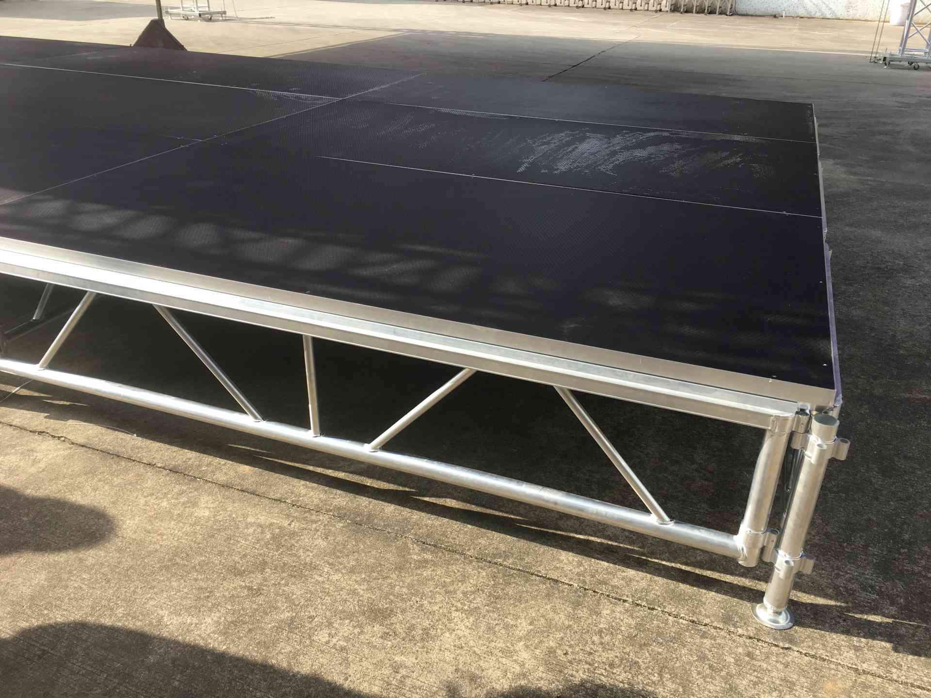  Assemble Stage 